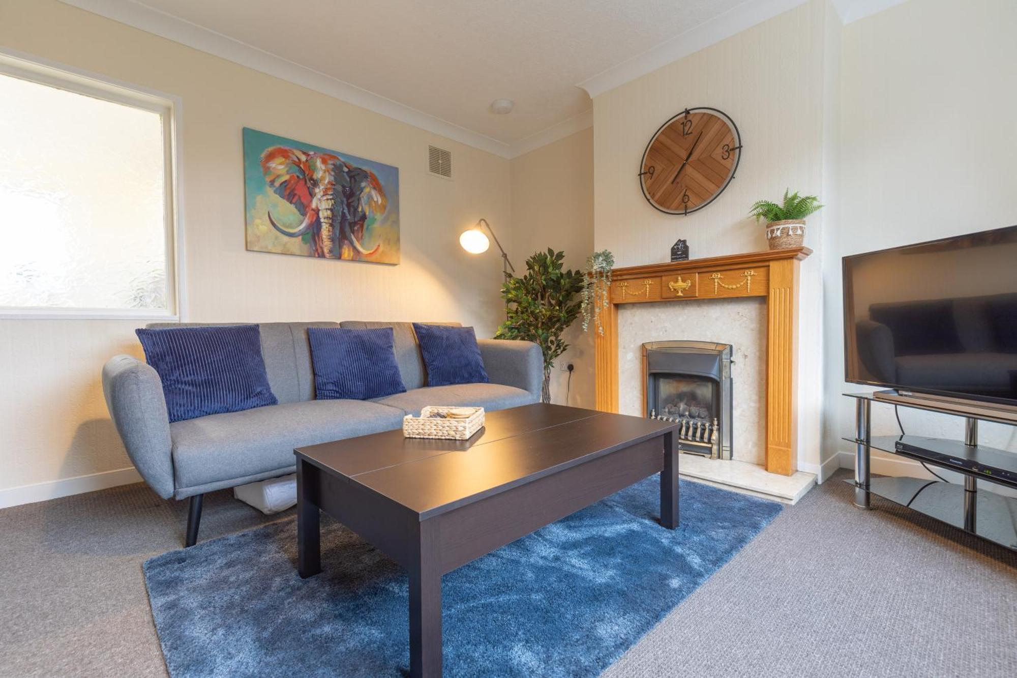 Leconfield Close - Comfy House And Free Parking Kingston upon Hull Exterior photo