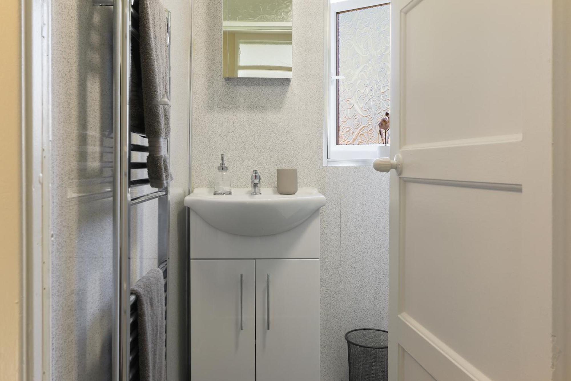 Leconfield Close - Comfy House And Free Parking Kingston upon Hull Exterior photo