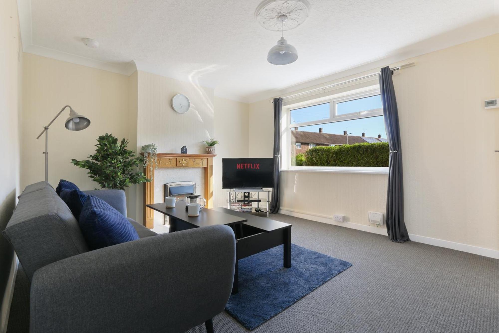 Leconfield Close - Comfy House And Free Parking Kingston upon Hull Exterior photo